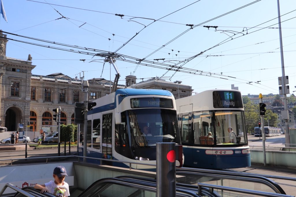 Hauptbahnhof Zürich villamosok